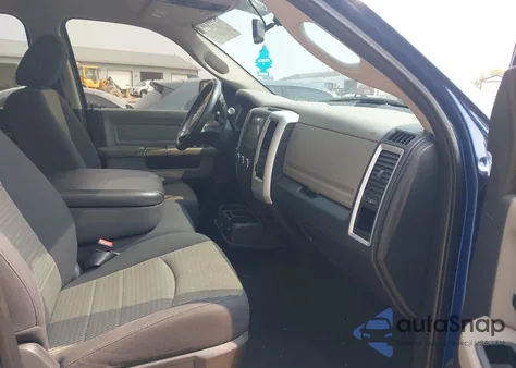 2010 Dodge Ram 1500 Slt/Sport/Trx из США, поврежденный, VIN 1D7RV1GT1AS216420